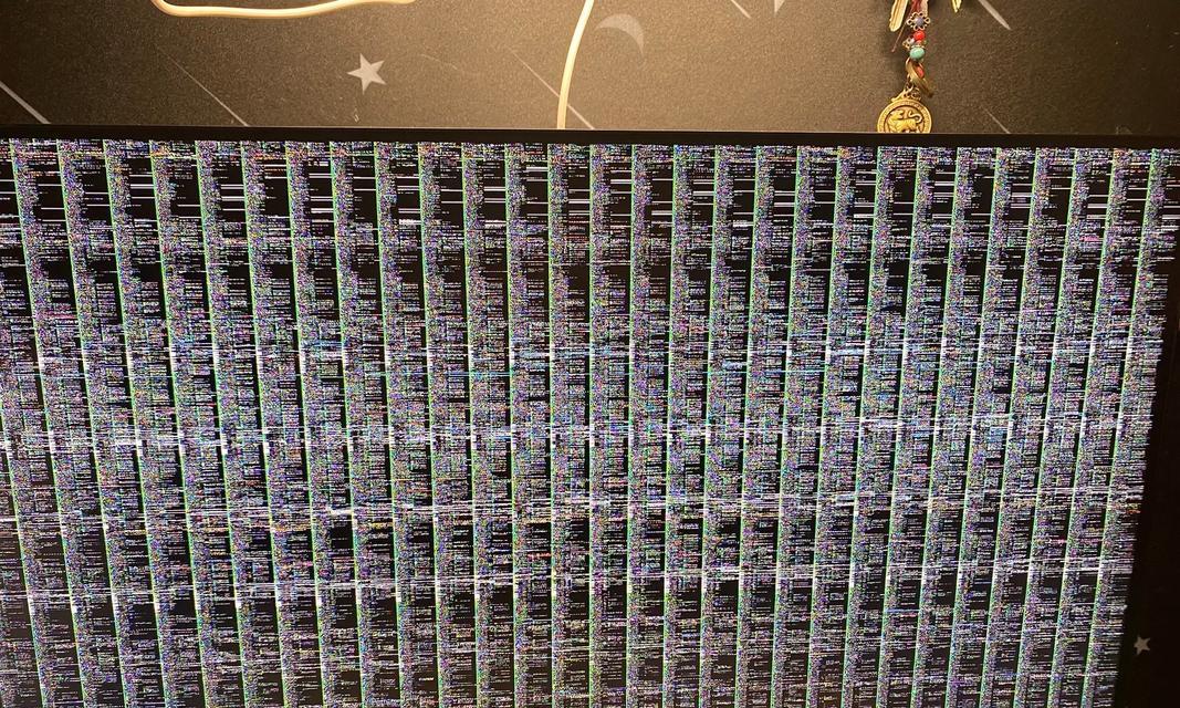 590显卡动不动里屏一下,蓝宝石590显卡烤机温度84怎么解决